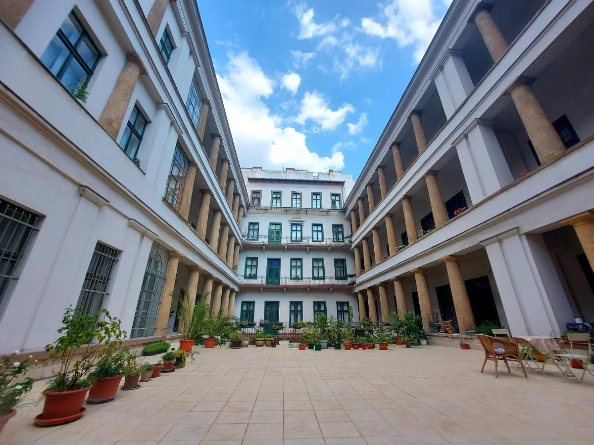 Home City Center Terrace Apartment Budapest Exterior foto