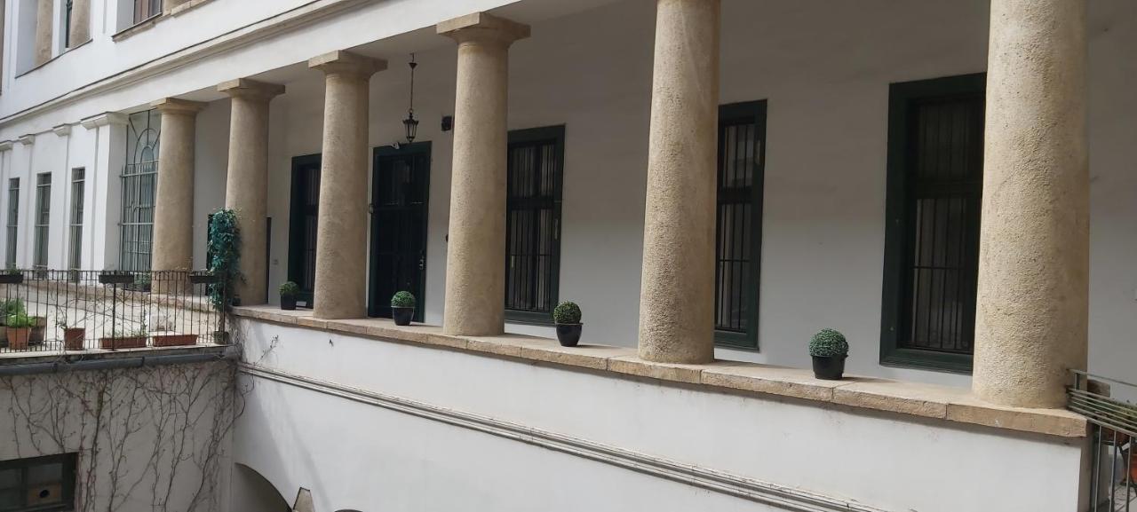 Home City Center Terrace Apartment Budapest Exterior foto
