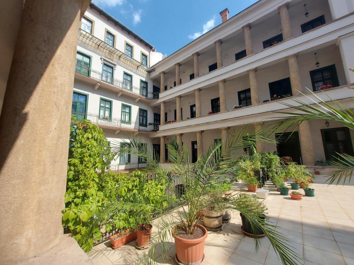 Home City Center Terrace Apartment Budapest Exterior foto