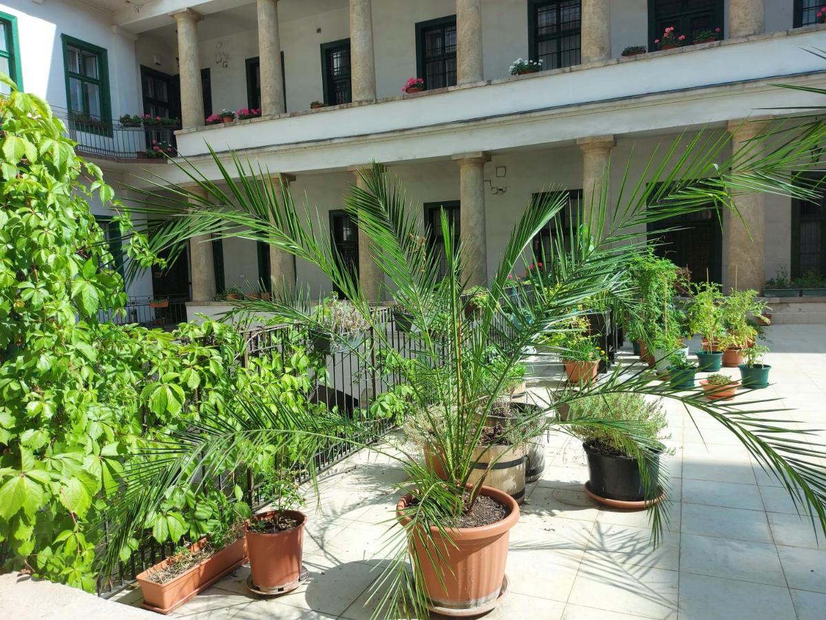Home City Center Terrace Apartment Budapest Exterior foto