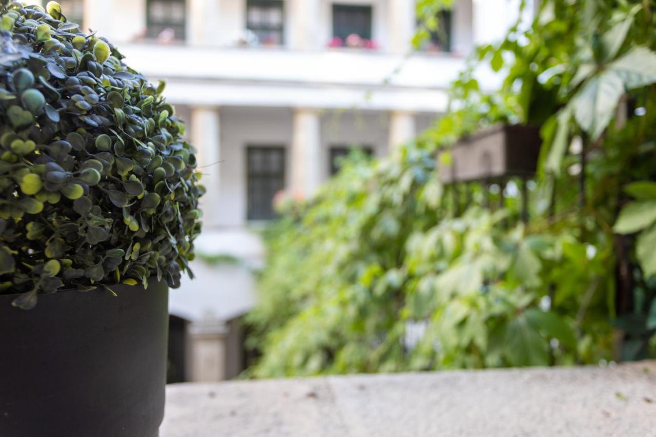 Home City Center Terrace Apartment Budapest Exterior foto