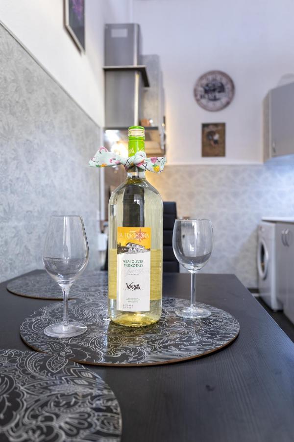 Home City Center Terrace Apartment Budapest Exterior foto