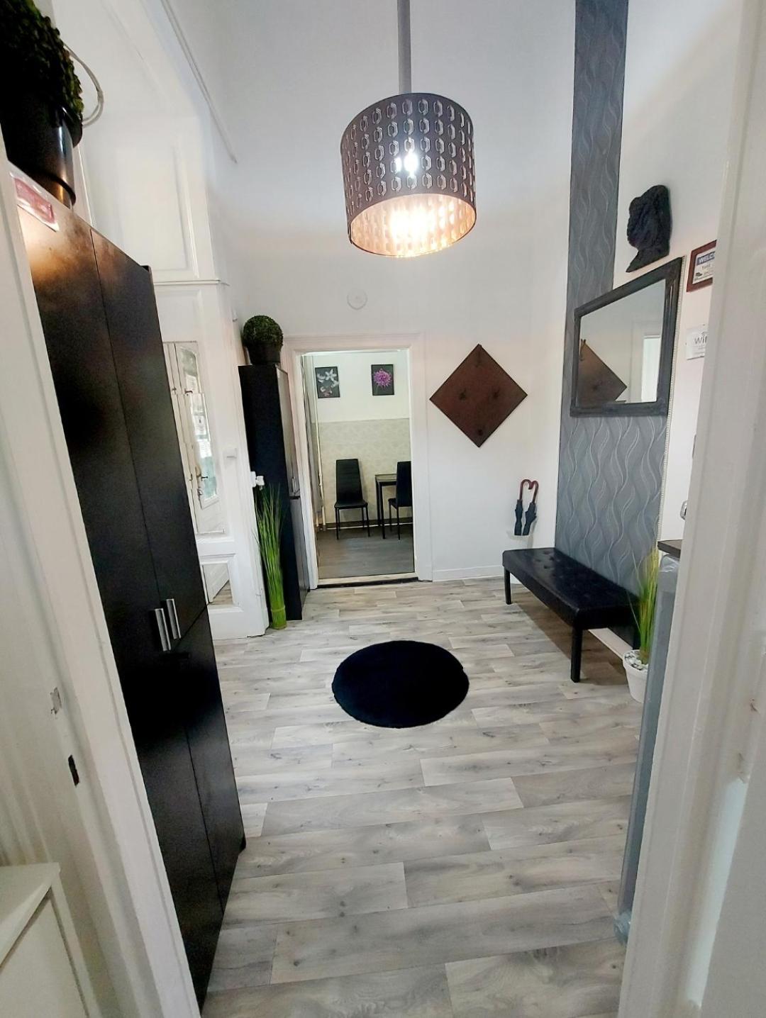 Home City Center Terrace Apartment Budapest Exterior foto