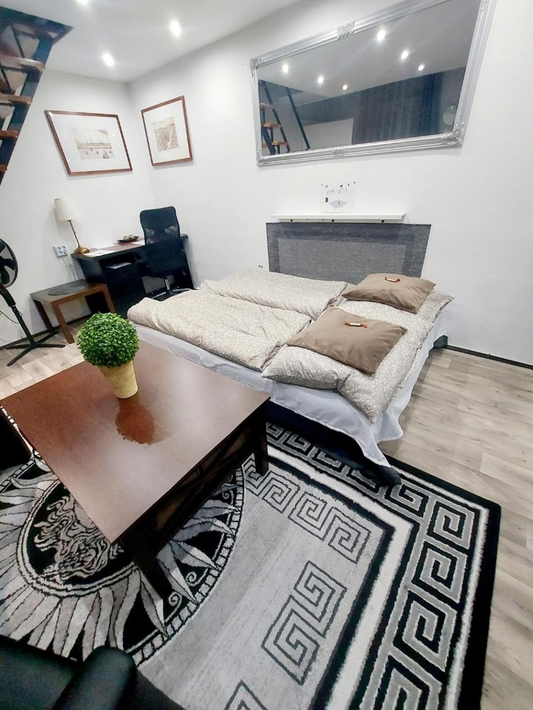 Home City Center Terrace Apartment Budapest Exterior foto
